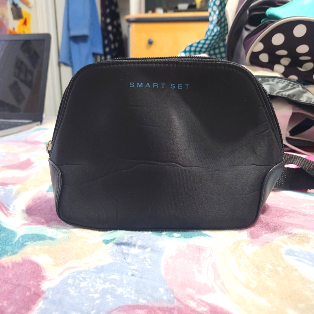 Smart Set Black Cosmetic Bag